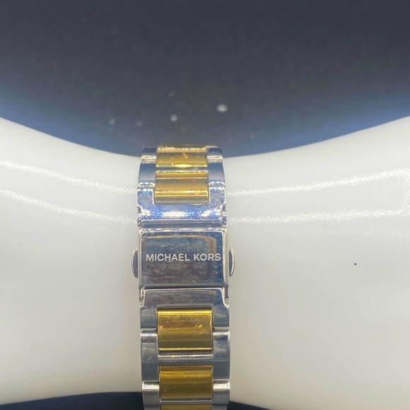 Michael Kors women’s watch - Picture 2 of 3